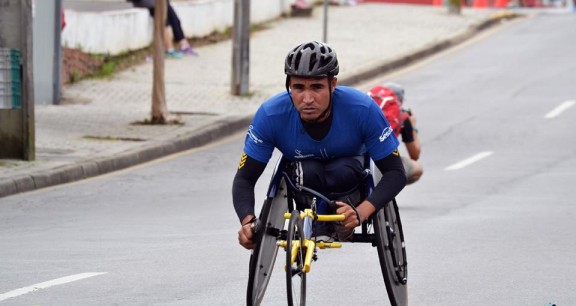 thaynara-1-paratleta-do-sesc-parana-e-primeiro-lugar-pne-na-meia-maratona-de-sao-jose-dos-pinhais