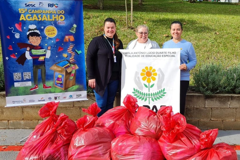 Sesc Caiobá recebe doações para a Campanha do Agasalho via drive-thru