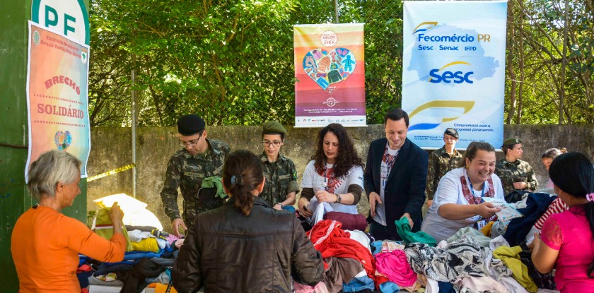 brecho-solidario-aciso-sesc-pr-foto-bruno-tadashi-137