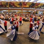 apresentacao-folclorica-oktoberfest-2