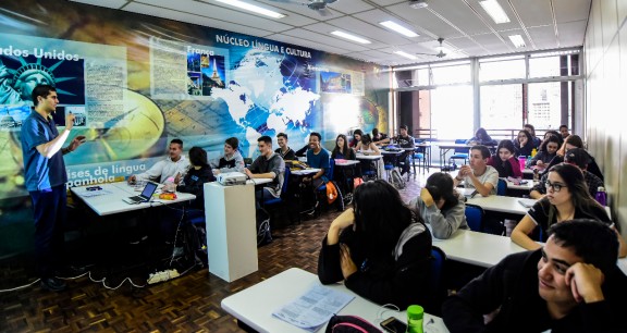 cursinho-sesc-esquina2-foto-tadashi