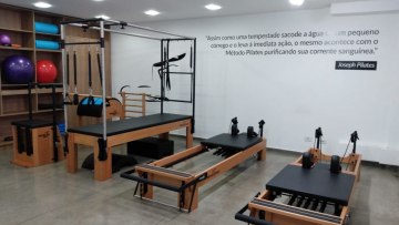 Sala de Pilates com Aparelhos