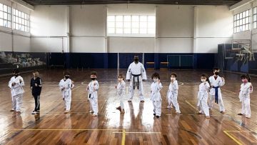 Iniciação Esportiva – Karate