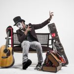 Fernando Anitelli apresenta: Teatro Mágico, voz, violão e circo – 21/05/2022 – 19:30