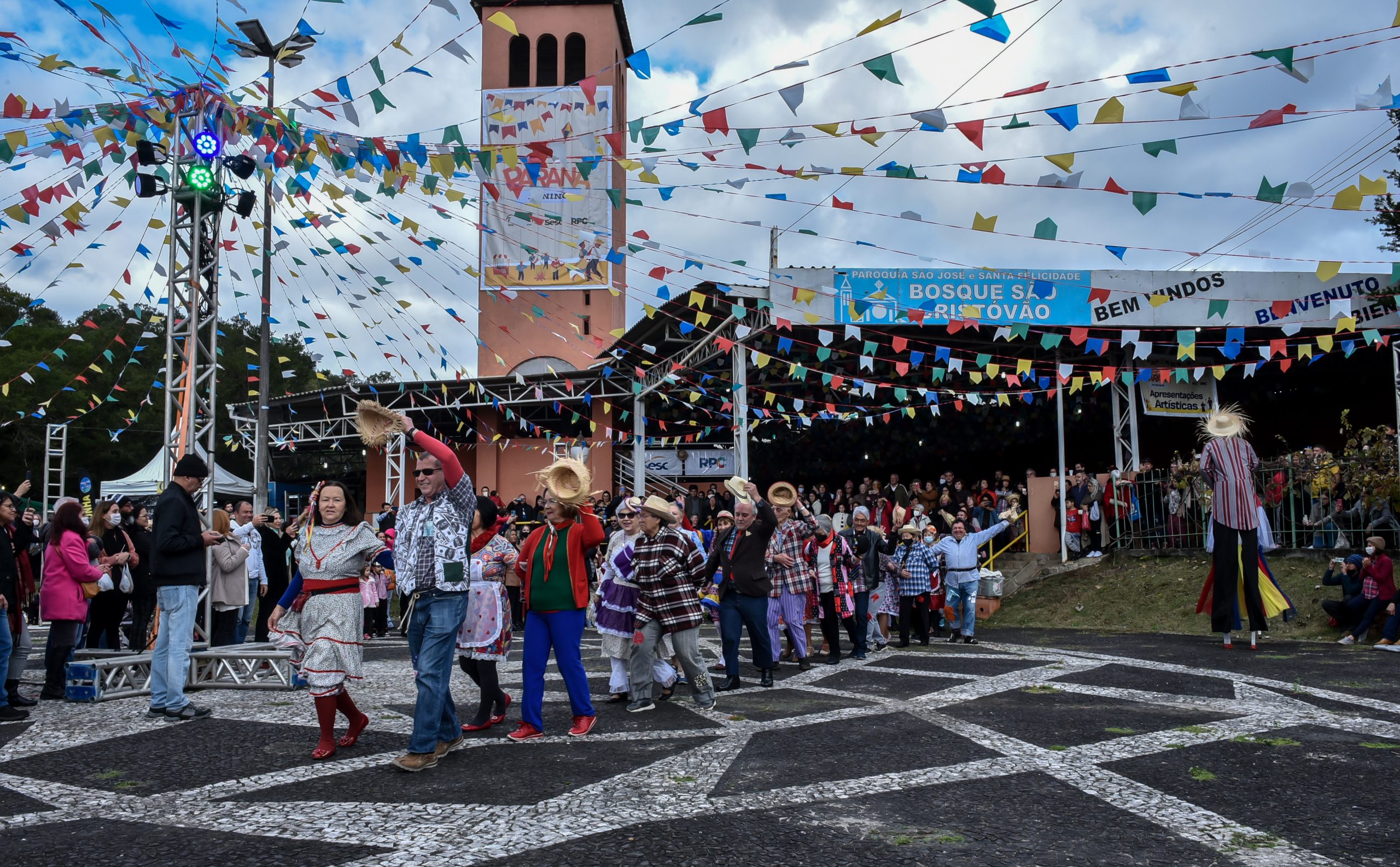 Sesc Caiobá realiza 1º Festival Paranaense de Cultura Popular