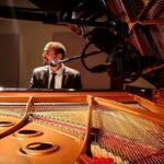 Show no Café: Bernardo Manita Canta Standards de Jazz – 23/09/2025 – 18:00