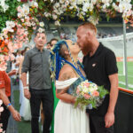 Mais de mil casais vão oficializar a união no casamento coletivo na Ligga Arena