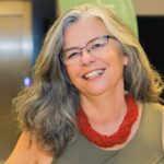 Café com Quê?: Palavra de Livreira, com Denise Gentil – 25/09/2025 – 19:00