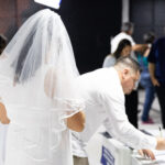 Casamento coletivo oficializa união de 210 casais em Santo Antônio da Platina