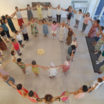 Dança Circular: Celebrando a Vida – Semana da Pessoa Idosa – 29/10/2025 – 08:30
