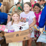 Sistema Comércio celebra o Natal com comunidade de Rio Bonito do Iguaçu