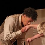 Espetáculo Teatral: “Menino João – Encantador de palavras”, com Cia. TPK – 16/08/2026 – 18:00