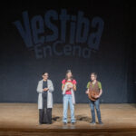 Estudantes do Sesc PR assistem a interpretação de obras literárias solicitadas pelo vestibular da UFPR