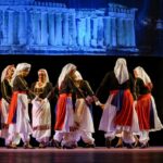 Apresentação de dança folclórica grega com Grupo Folclore Grego Neoléa do Paraná – 18/10/2026 – 17:00