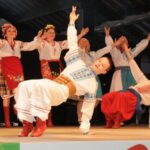 Dança folclórica ucraniana com Grupo Folclórico Ucraniano Poltava – 17/10/2026 – 17:20